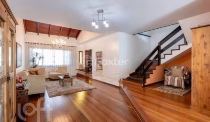 Casa com 5 quartos à venda na Rua Walir Zottis, 193, Jardim Itu Sabará, Porto Alegre, 326 m2 por R$ 1.490.000
