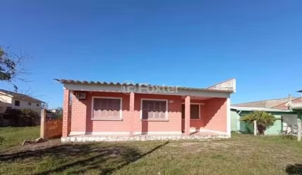 Casa com 2 quartos à venda na Avenida Itália, 3379, Centro, Balneário Pinhal, 171 m2 por R$ 250.000
