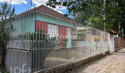 Casa com 3 quartos à venda na Rua Santa Maria, 796, Nossa Senhora das Graças, Canoas, 70 m2 por R$ 899.000