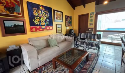 Casa com 4 quartos à venda na Rua João Abbott, 100, Petrópolis, Porto Alegre, 324 m2 por R$ 1.725.000