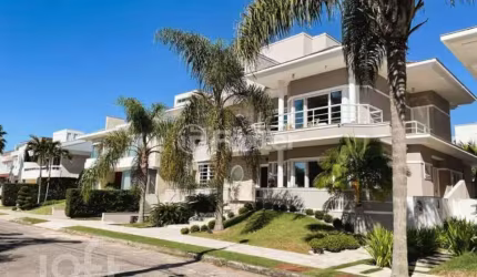 Casa com 5 quartos à venda na Rua dos Tambaquis, 238, Jurerê Internacional, Florianópolis, 600 m2 por R$ 13.400.000