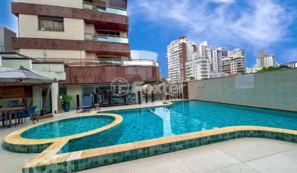 Cobertura com 3 quartos à venda na Avenida Governador Irineu Bornhausen, 3848, Agronômica, Florianópolis, 268 m2 por R$ 3.700.000