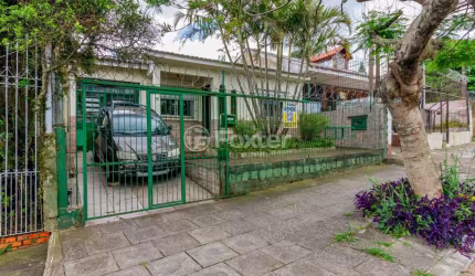 Casa com 3 quartos à venda na Rua Patagônia, 40, Bom Jesus, Porto Alegre, 264 m2 por R$ 370.000