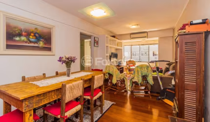 Apartamento com 2 quartos à venda na Rua Doutor Castro de Menezes, 1006, Vila Assunção, Porto Alegre, 73 m2 por R$ 430.000