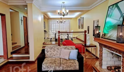 Casa com 3 quartos à venda na Rua Jair de Moura Calixto, 35, Ipanema, Porto Alegre, 265 m2 por R$ 739.900