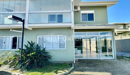 Casa em condomínio fechado com 3 quartos à venda na Rodovia Jornalista Manoel de Menezes, 2201, Barra da Lagoa, Florianópolis, 137 m2 por R$ 1.600.000