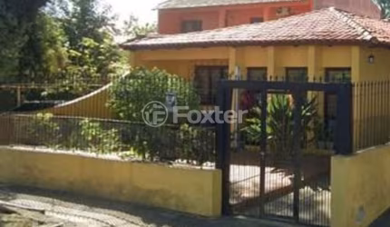 Casa à venda na Rua Cairu, 527, Rio Branco, Canoas, 359 m2 por R$ 395.000