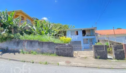 Casa com 2 quartos à venda na Rua Camilo Silveira de Souza, 322, Capoeiras, Florianópolis, 303 m2 por R$ 540.000