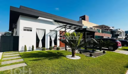 Casa em condomínio fechado com 4 quartos à venda na Avenida Red Park, 230, São João do Rio Vermelho, Florianópolis, 350 m2 por R$ 1.850.000