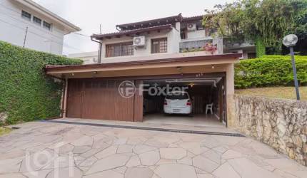 Casa com 4 quartos à venda na Rua João Paetzel, 173, Chácara das Pedras, Porto Alegre, 357 m2 por R$ 2.195.000