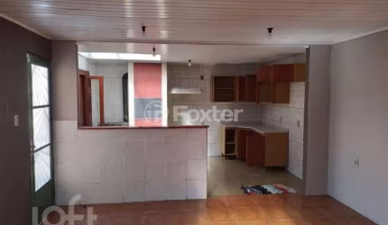 Casa com 2 quartos à venda na Rua Antônio Rocha Meirelles Leite, 2491, Restinga, Porto Alegre, 80 m2 por R$ 220.000