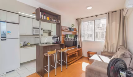 Apartamento com 3 quartos à venda na Avenida Juca Batista, 250, Chapéu do Sol, Porto Alegre, 61 m2 por R$ 380.000