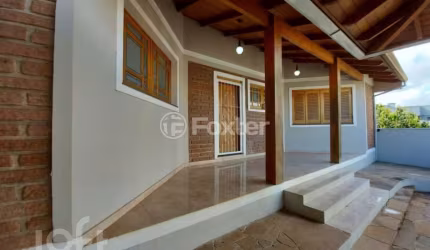 Casa com 2 quartos à venda na Rua Josef Halpern, 45, Jardim Leopoldina, Porto Alegre, 162 m2 por R$ 655.000