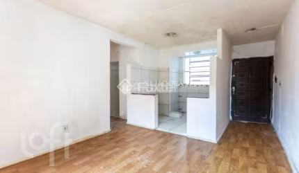 Apartamento com 2 quartos à venda na Rua Tucano, 80, Rubem Berta, Porto Alegre, 43 m2 por R$ 74.000