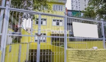 Casa à venda na Rua Professor Álvaro Alvim, 211, Rio Branco, Porto Alegre, 222 m2 por R$ 1.499.000