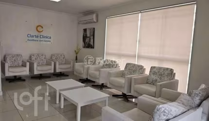 Casa com 3 quartos à venda na Rua Pinaré, 203, Vila Assunção, Porto Alegre, 228 m2 por R$ 2.000.000