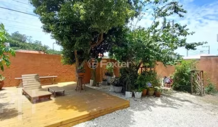 Casa com 3 quartos à venda na Rua Durval Pires da Cunha, 93, Sambaqui, Florianópolis, 157 m2 por R$ 2.100.000