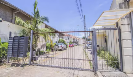 Terreno em condomínio fechado à venda na Rua Maurílio Ferreira, 580, Campo Novo, Porto Alegre, 142 m2 por R$ 95.000