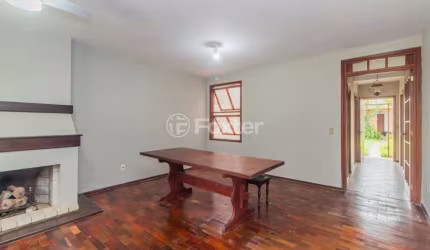 Casa com 3 quartos à venda na Rua Engenheiro Coelho Parreira, 346, Ipanema, Porto Alegre, 162 m2 por R$ 608.000