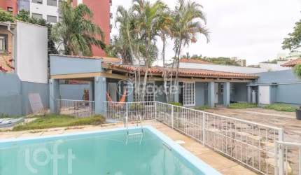Casa com 5 quartos à venda na Rua Portugal, 246, São João, Porto Alegre, 484 m2 por R$ 2.300.000