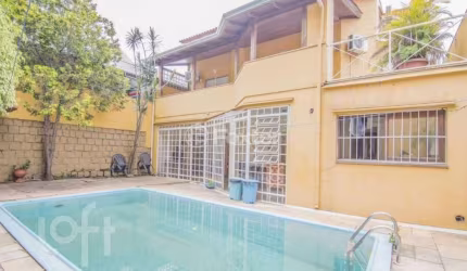 Casa com 5 quartos à venda na Avenida General Barreto Viana, 691, Chácara das Pedras, Porto Alegre, 364 m2 por R$ 1.350.000