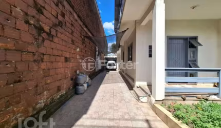 Casa com 3 quartos à venda na Rua Campos Sales, 193, Scharlau, São Leopoldo, 160 m2 por R$ 960.000