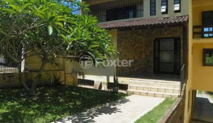 Casa com 4 quartos à venda na Rua Silvério Souto, 487, Teresópolis, Porto Alegre, 220 m2 por R$ 600.000