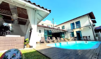 Casa com 5 quartos à venda na Rua dos Cações, 411, Jurerê Internacional, Florianópolis, 360 m2 por R$ 4.350.000