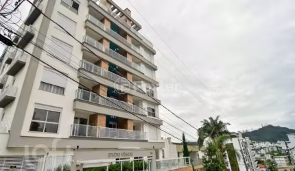 Apartamento com 2 quartos à venda na Rua Maria Eduarda, 238, Pantanal, Florianópolis, 63 m2 por R$ 840.000