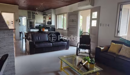 Fazenda com 2 salas à venda na Avenida Quatro de maio, 888, Três Figueiras, Glorinha, 1085 m2 por R$ 3.200.000