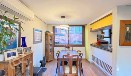 Casa em condomínio fechado com 3 quartos à venda na Avenida Guaíba, 4680, Vila Assunção, Porto Alegre, 226 m2 por R$ 1.050.000