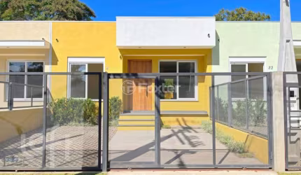 Casa com 3 quartos à venda na Rua Criciúma, 23, Guarujá, Porto Alegre, 69 m2 por R$ 425.000