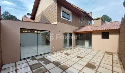 Casa com 3 quartos à venda na Rua Jose Luiz Correa Pinto, 1276, Parque das Hortênsias, Canela, 142 m2 por R$ 1.050.000
