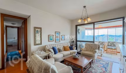 Apartamento com 3 quartos à venda na Avenida Borges de Medeiros, 3200, Praia de Belas, Porto Alegre, 90 m2 por R$ 880.000