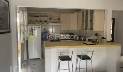 Casa com 3 quartos à venda na Avenida Alberto Pasqualini, 932, Jardim Itu Sabará, Porto Alegre, 206 m2 por R$ 670.000