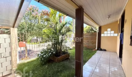 Casa com 3 quartos à venda na Rua dos Sabiás, 92, Igara, Canoas, 138 m2 por R$ 470.000