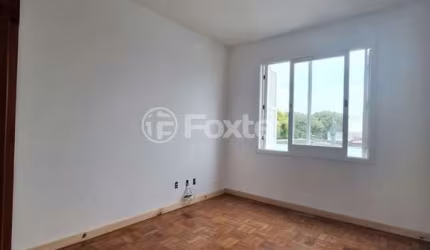 Apartamento com 3 quartos à venda na Rua Professora Cecy Cordeiro Thofehrn, 95, Sarandi, Porto Alegre, 76 m2 por R$ 300.000