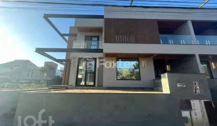 Casa com 3 quartos à venda na Rua das Piraúnas, 1622, Jurerê Internacional, Florianópolis, 280 m2 por R$ 4.850.000