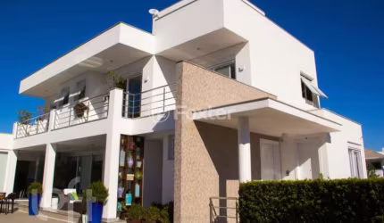 Casa com 4 quartos à venda na Rua dos Peixes-Serra, 150, Jurerê Internacional, Florianópolis, 360 m2 por R$ 10.000.000