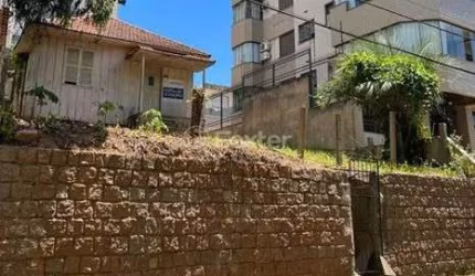 Terreno à venda na Rua Professor Bertrand Russel, 104, Vila Ipiranga, Porto Alegre, 360 m2 por R$ 450.000