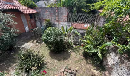 Casa com 4 quartos à venda na Rua Doutor Fernando Ortiz Schneider, 11, Partenon, Porto Alegre, 257 m2 por R$ 819.000