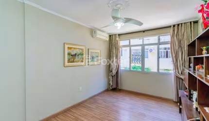 Apartamento com 3 quartos à venda na Avenida Plínio Brasil Milano, 2191, Passo da Areia, Porto Alegre, 75 m2 por R$ 400.000