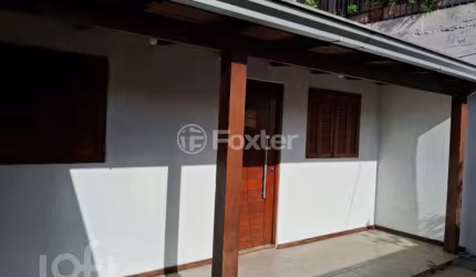 Casa com 3 quartos à venda na Rua Diogo Álvares Correia, 22, Santa Rosa de Lima, Porto Alegre, 120 m2 por R$ 250.000