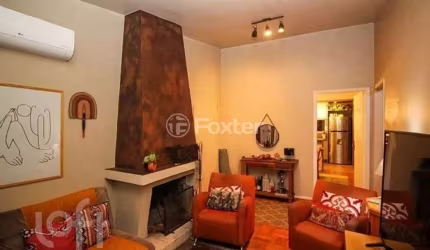 Casa com 3 quartos à venda na Rua General Gomes Carneiro, 927, Medianeira, Porto Alegre, 129 m2 por R$ 530.000