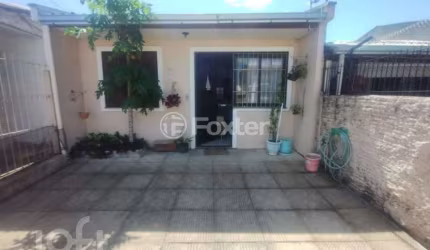 Casa com 2 quartos à venda na Rua Mário Vieira Marques, 79, Hípica, Porto Alegre, 41 m2 por R$ 290.000