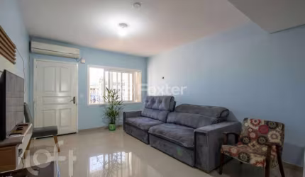 Casa com 4 quartos à venda na Rua das Araucárias, 219, Harmonia, Canoas, 350 m2 por R$ 650.000