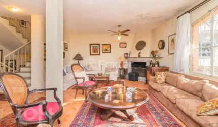 Casa com 4 quartos à venda na Rua Dona Amélia, 150, Santa Tereza, Porto Alegre, 194 m2 por R$ 1.190.000