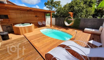 Casa com 4 quartos à venda na Rua das Moreias, 380, Jurerê, Florianópolis, 225 m2 por R$ 2.600.000