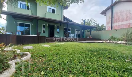 Casa em condomínio fechado com 4 quartos à venda na Travessa da Liberdade, 225, Campeche, Florianópolis, 214 m2 por R$ 3.300.000