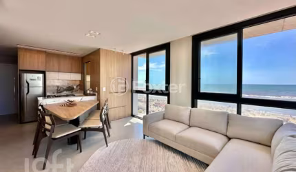 Apartamento com 3 quartos à venda na Avenida Flávio Boianovski, 108, Centro, Capão da Canoa, 70 m2 por R$ 1.900.000